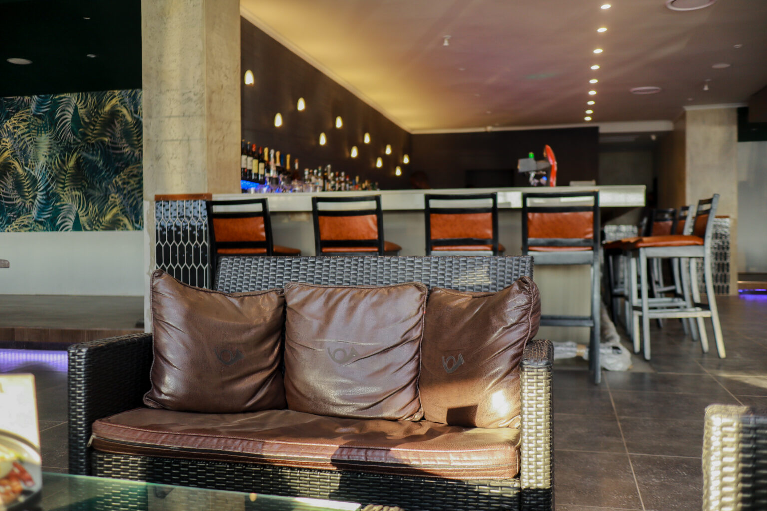 News Cafe Boksburg Upgrades Audio and Lighting System AVHorn